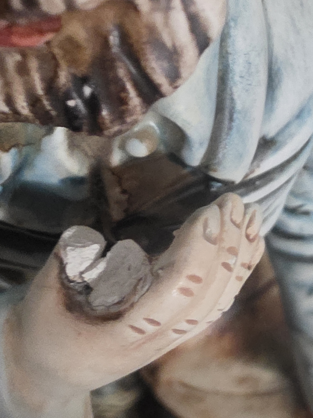 Capidimonte Porcelain Mountain Man Figurine.  Made In Iyaly - Picture 5 of 6